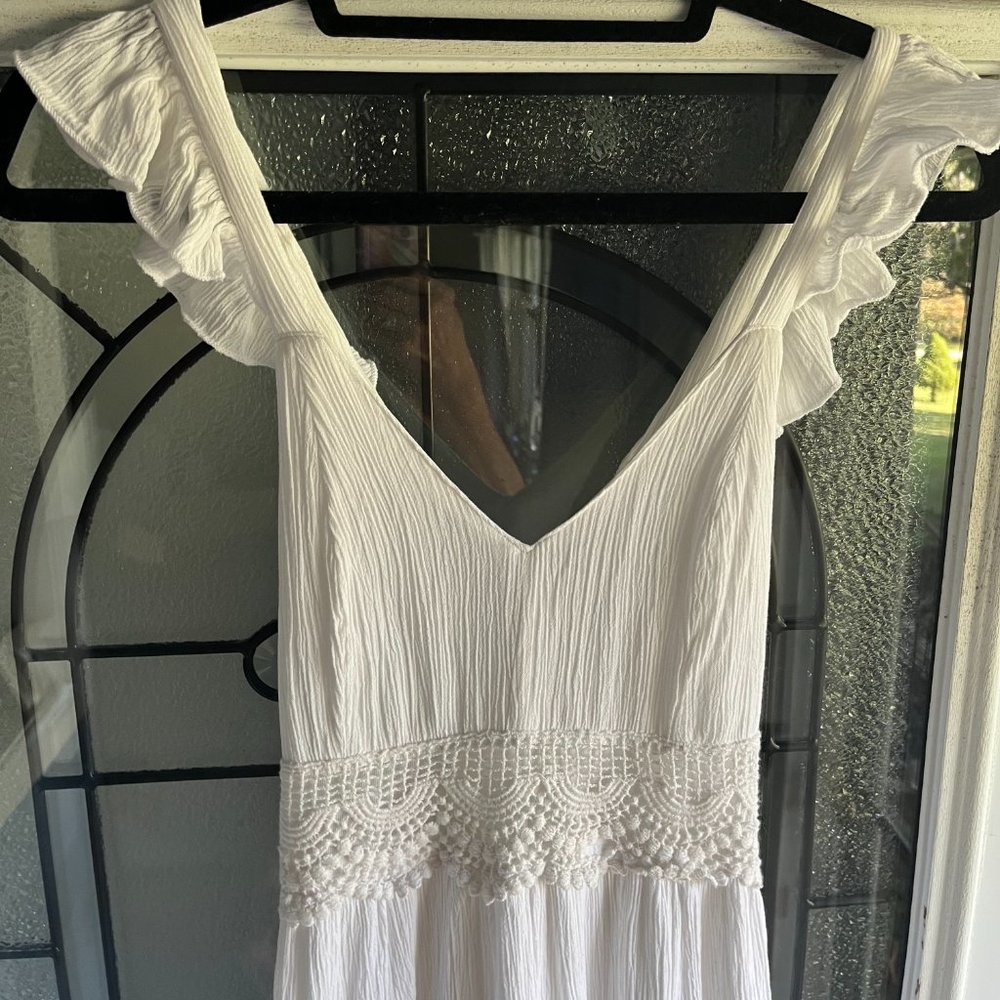 FREE SIPPING;; Dress; Gauze; Pure White; ruffled cap sleeves; fully lined; flowy